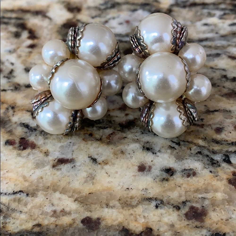Vintage Pearl clip on earrings